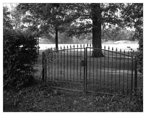 0390 Friedhof Tor